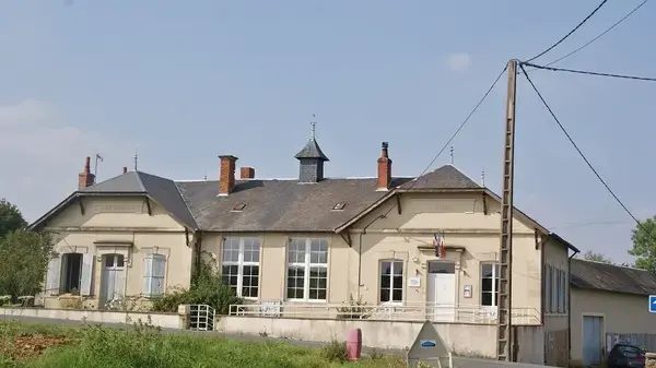 Borne de Recharge 18 Installateur borne de recharge Saint-Hilaire-de-Gondilly